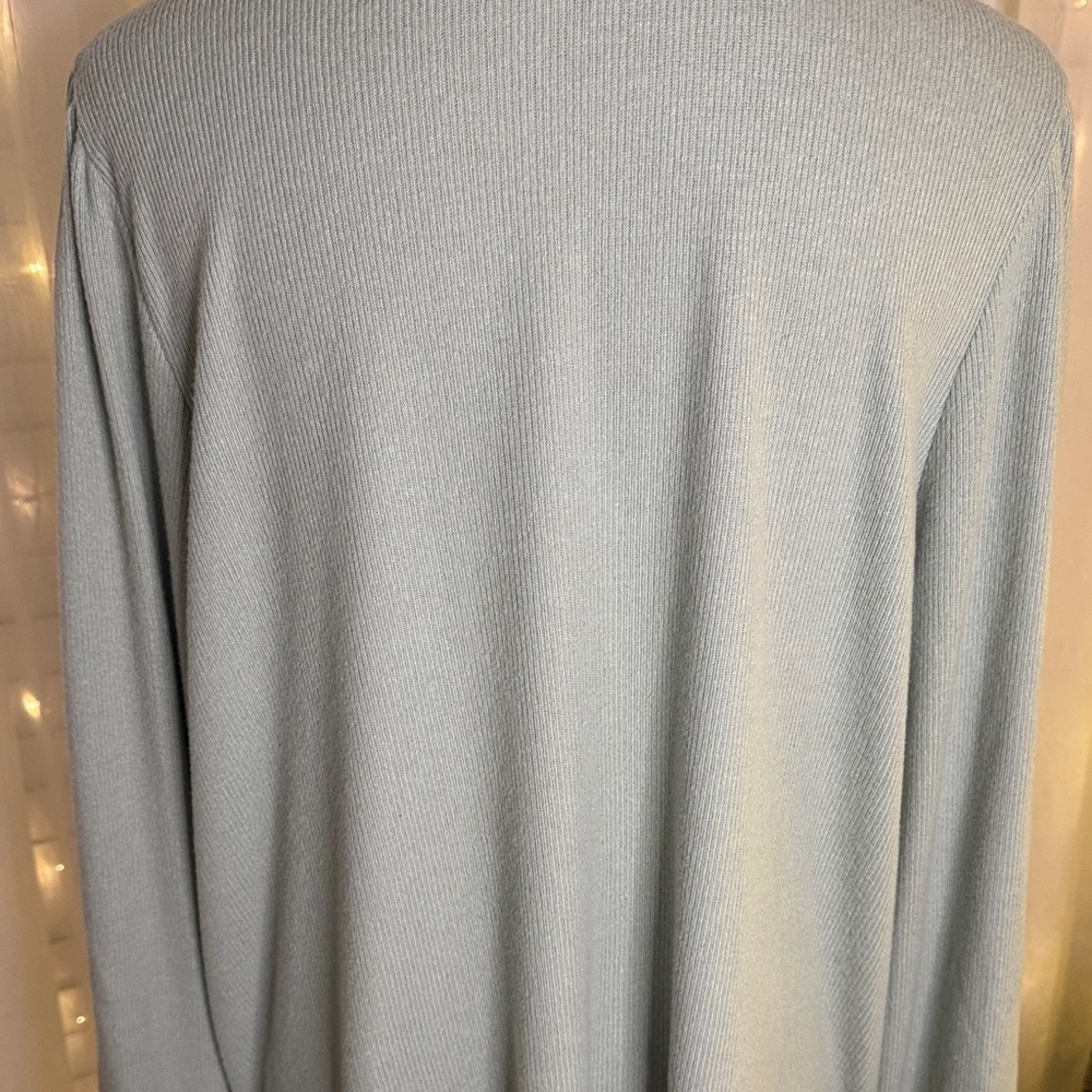 LC Lauren Conrad Soft Sage Green Shoulder Button Tunic - Picture 5 of 8